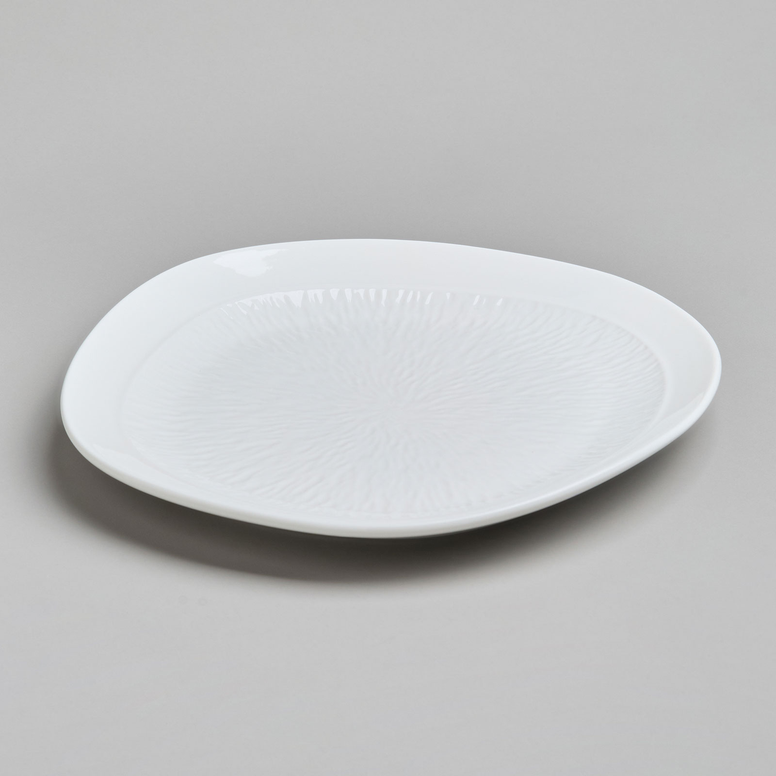 ТАРЕЛКА ОБЕДЕННАЯ LEFARD "BANQUET" 25*24*2,5 СМ