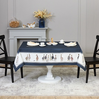 СКАТЕРТЬ "FAMILY FARM" 110Х140СМ ,СИНИЙ, 100% ХЛОПОК,ТВИЛ ПРОПИТКА